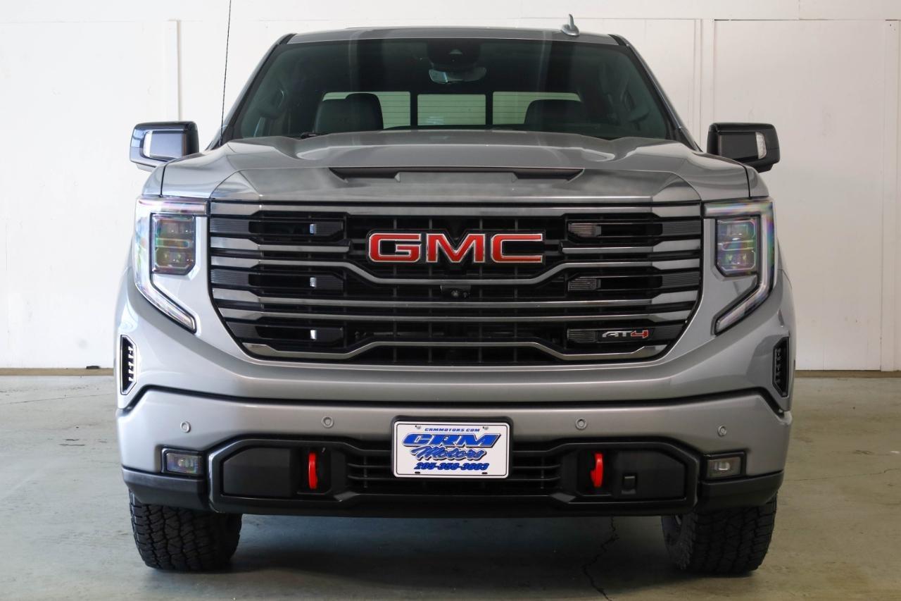GMC Sierra 1500 4WD Crew Cab 147" AT4 2023