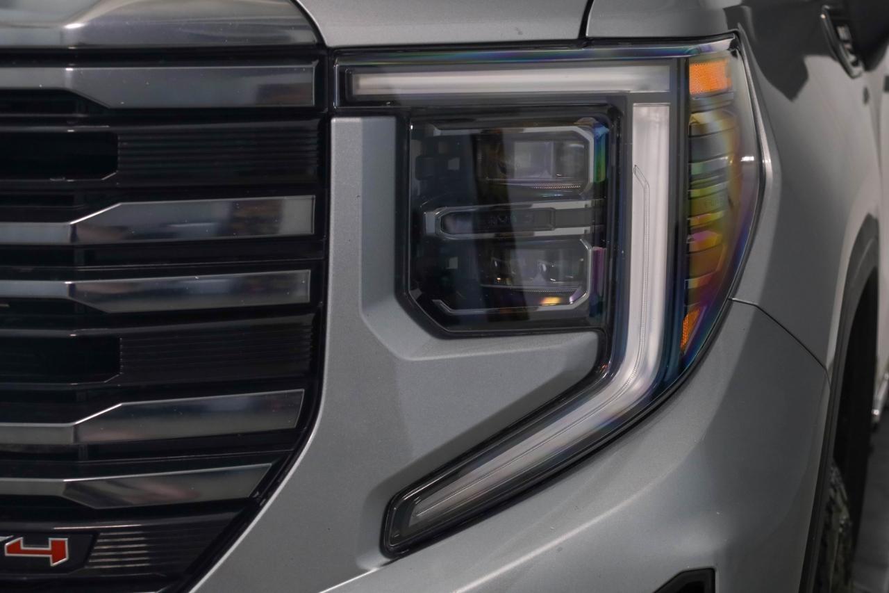 GMC Sierra 1500 4WD Crew Cab 147" AT4 2023