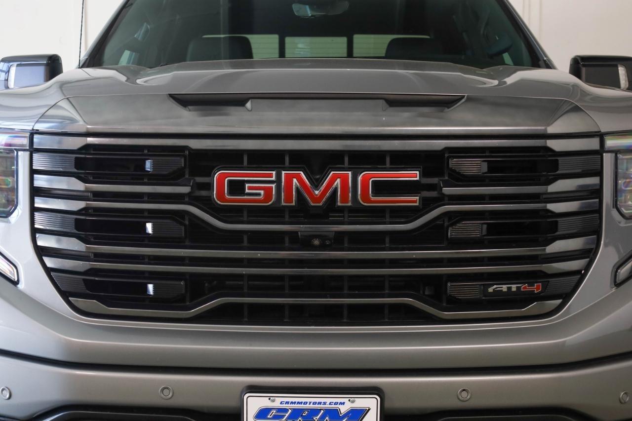 GMC Sierra 1500 4WD Crew Cab 147" AT4 2023