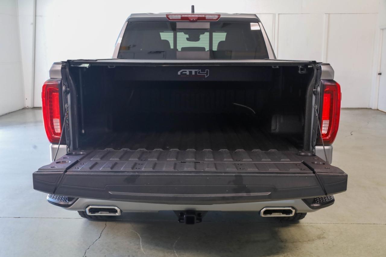 GMC Sierra 1500 4WD Crew Cab 147" AT4 2023