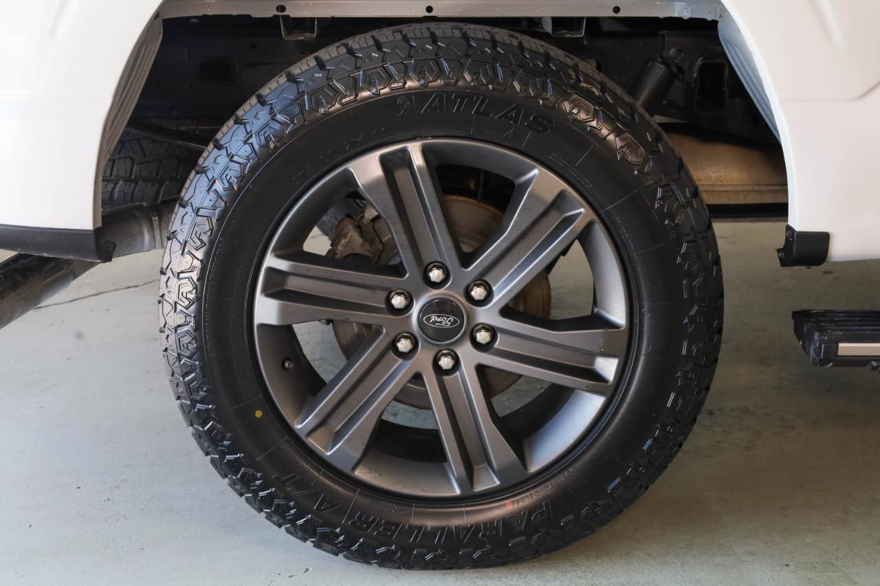 Ford F-150 Lariat 4WD SuperCrew 5.5' Box 2023