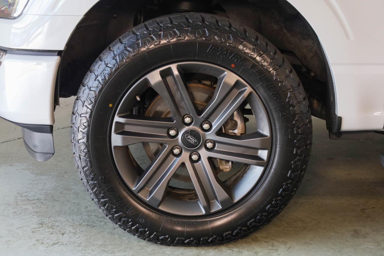 Ford F-150 Lariat 4WD SuperCrew 5.5' Box 2023