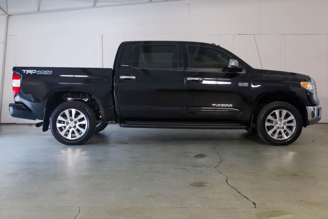 Toyota Tundra 4WD Truck CrewMax 5.7L V8 6-Spd AT LTD (Natl) 2014
