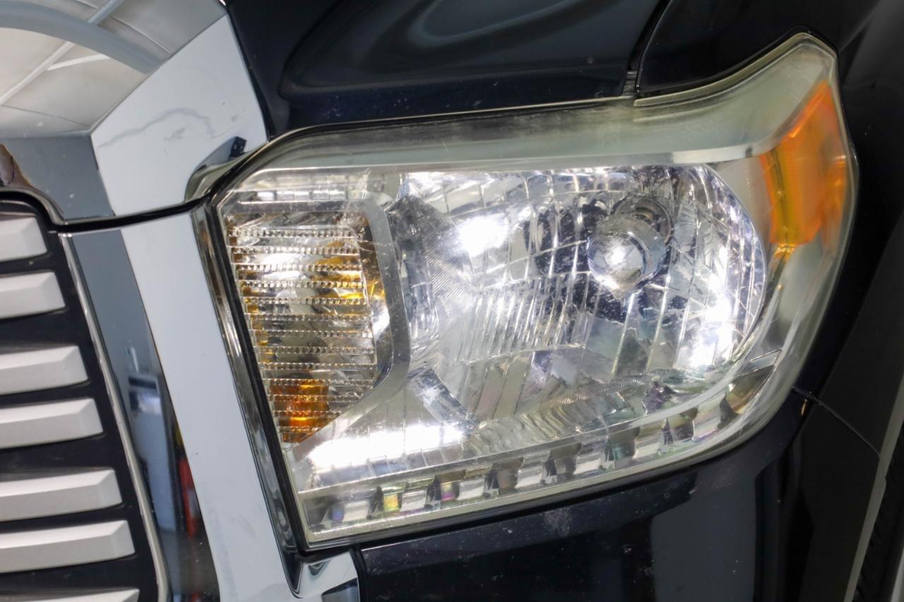 Toyota Tundra 4WD Truck CrewMax 5.7L V8 6-Spd AT LTD (Natl) 2014