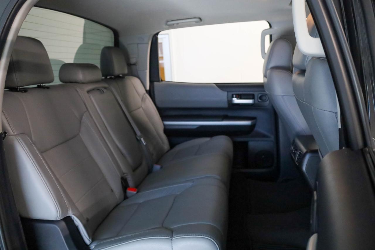 Toyota Tundra 4WD Truck CrewMax 5.7L V8 6-Spd AT LTD (Natl) 2014