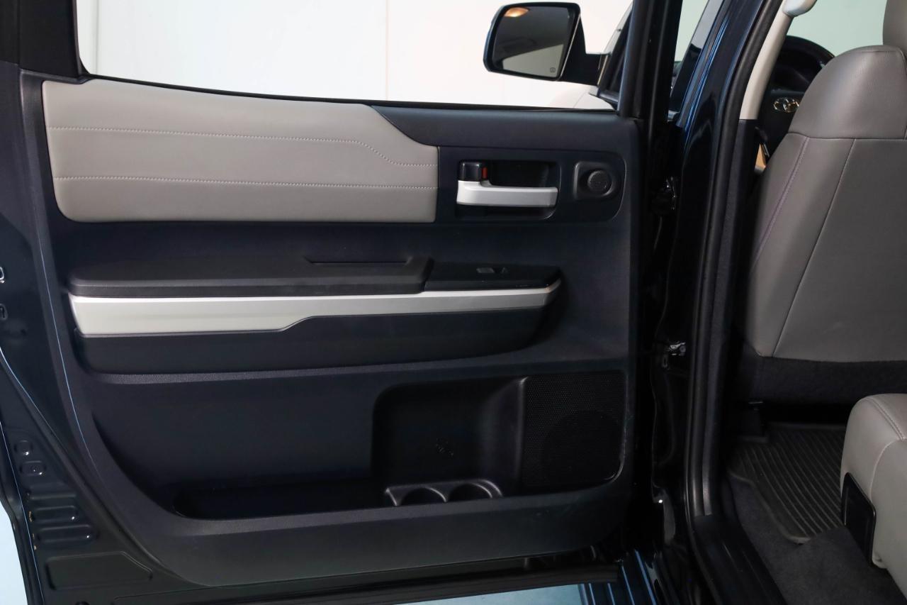 Toyota Tundra 4WD Truck CrewMax 5.7L V8 6-Spd AT LTD (Natl) 2014