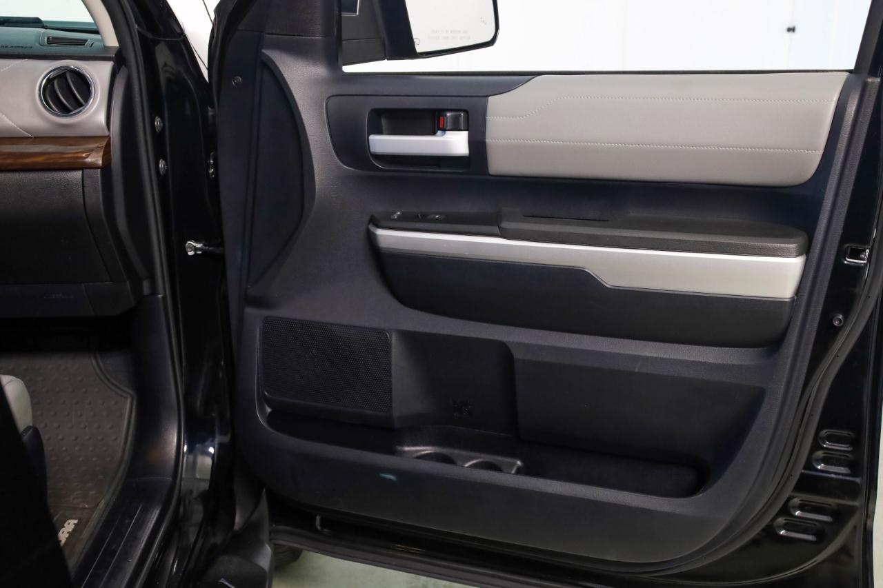 Toyota Tundra 4WD Truck CrewMax 5.7L V8 6-Spd AT LTD (Natl) 2014