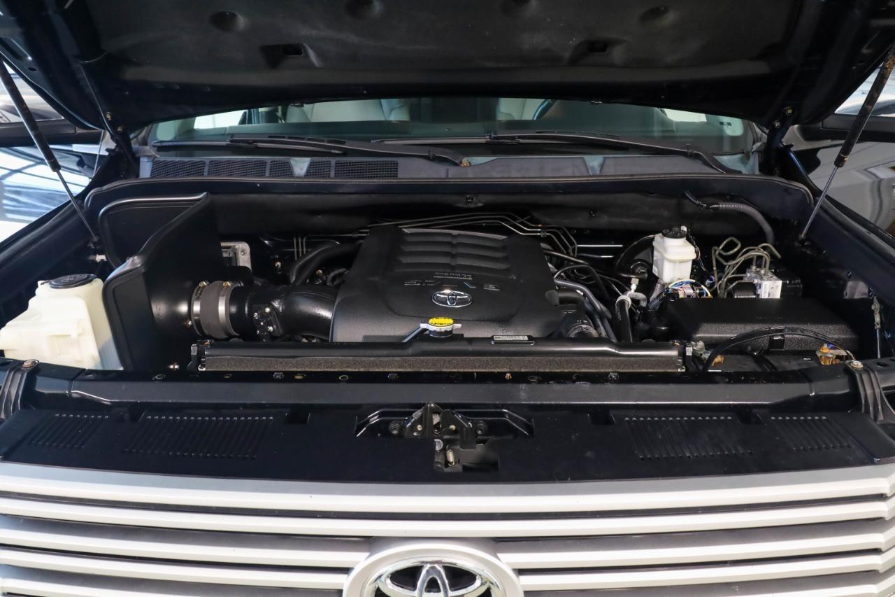 Toyota Tundra 4WD Truck CrewMax 5.7L V8 6-Spd AT LTD (Natl) 2014