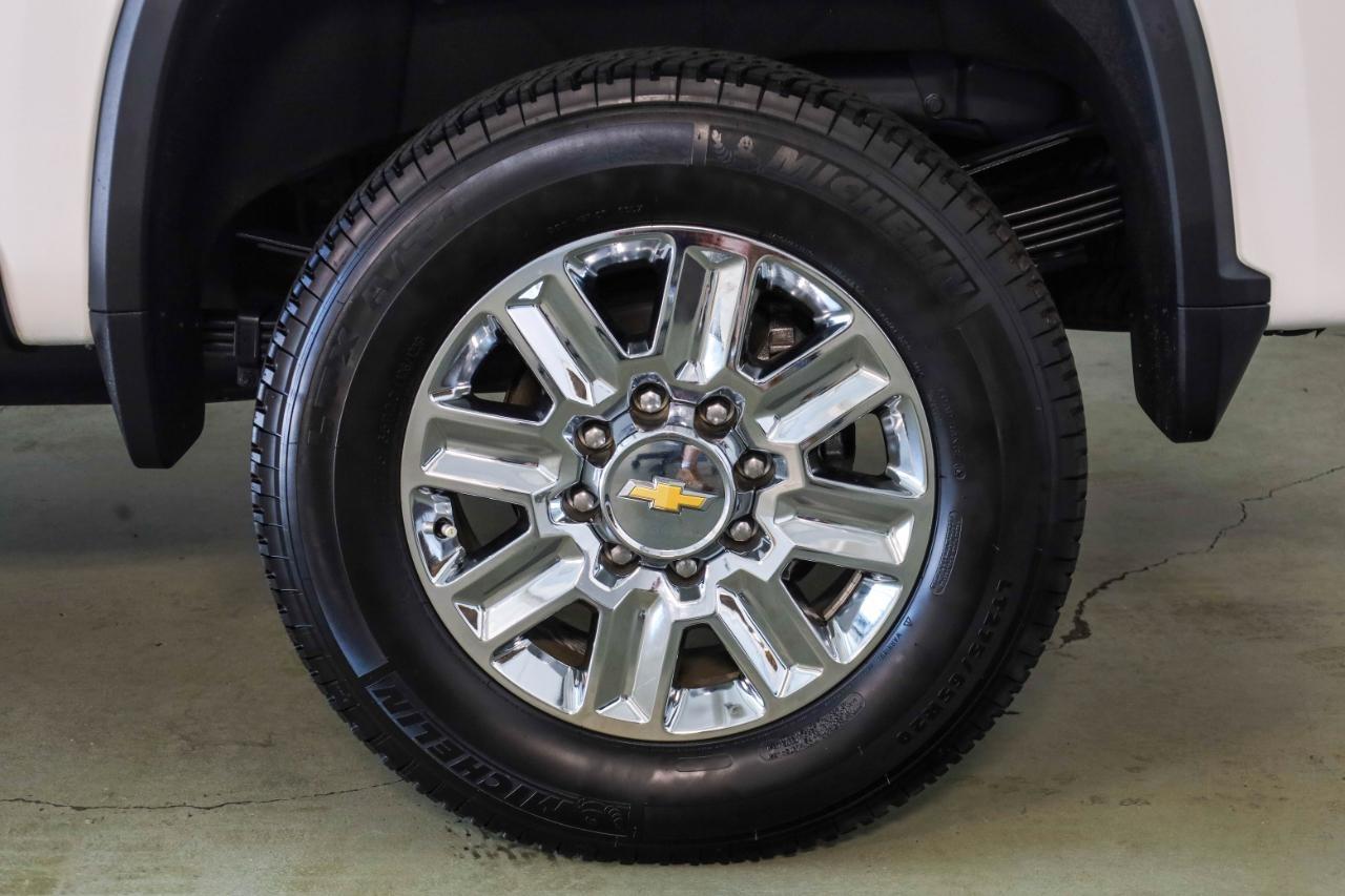Chevrolet Silverado 2500HD 4WD Crew Cab 159" High Country 2024