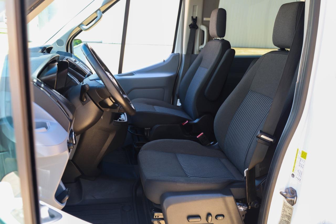 Ford Transit Passenger Wagon T-150 130" Med Roof XLT Sliding RH Dr 2019