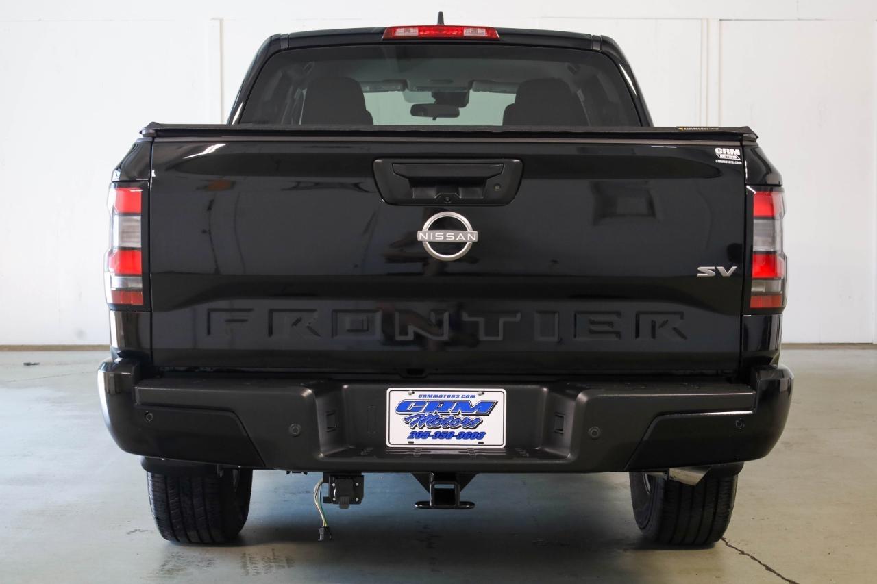 Nissan Frontier Crew Cab 4x2 SV 2024