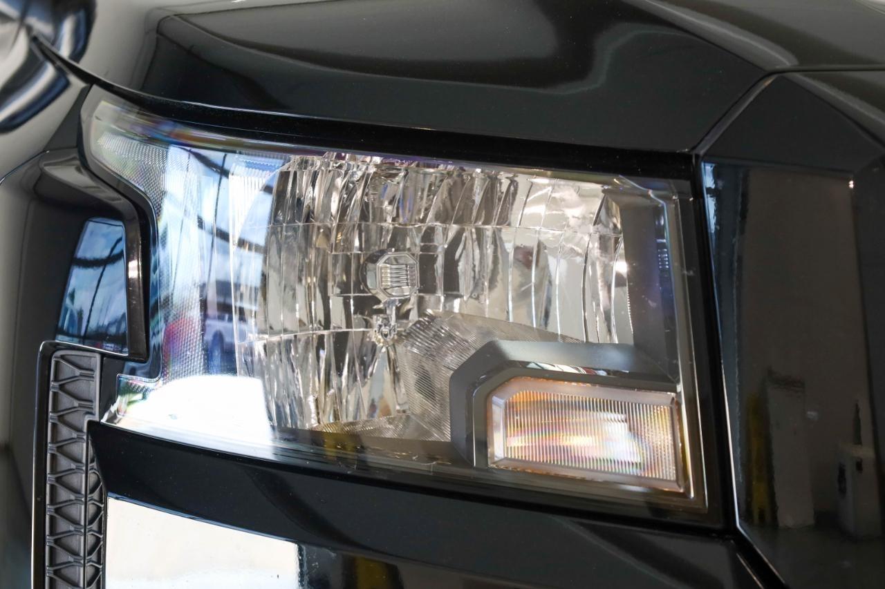 Nissan Frontier Crew Cab 4x2 SV 2024