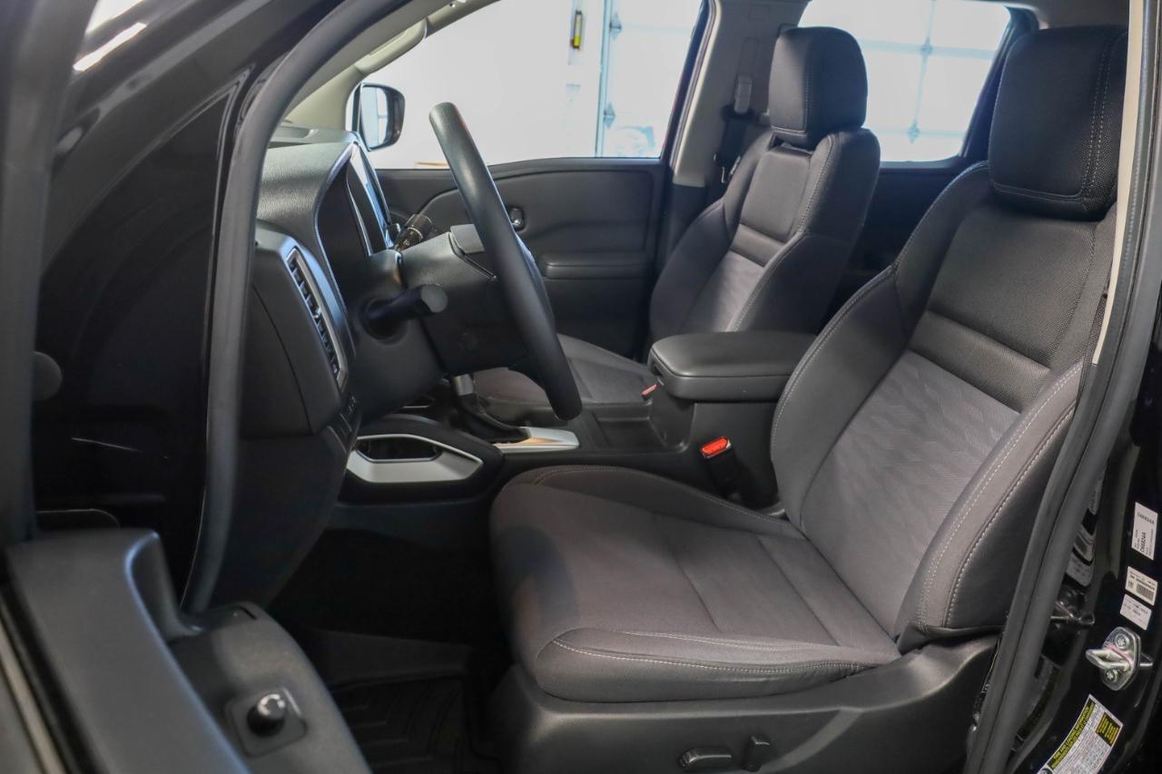Nissan Frontier Crew Cab 4x2 SV 2024