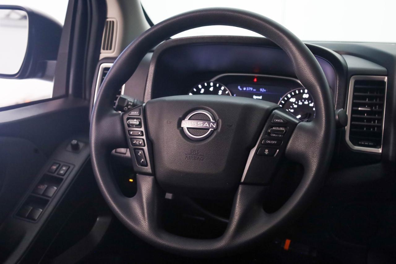 Nissan Frontier Crew Cab 4x2 SV 2024