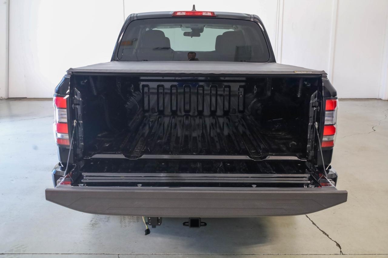 Nissan Frontier Crew Cab 4x2 SV 2024