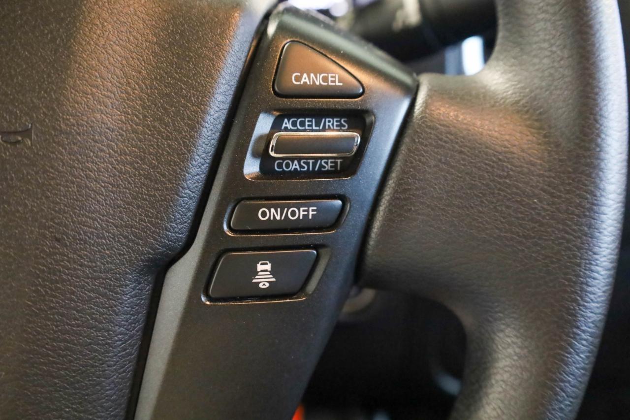 Nissan Frontier Crew Cab 4x2 SV 2024