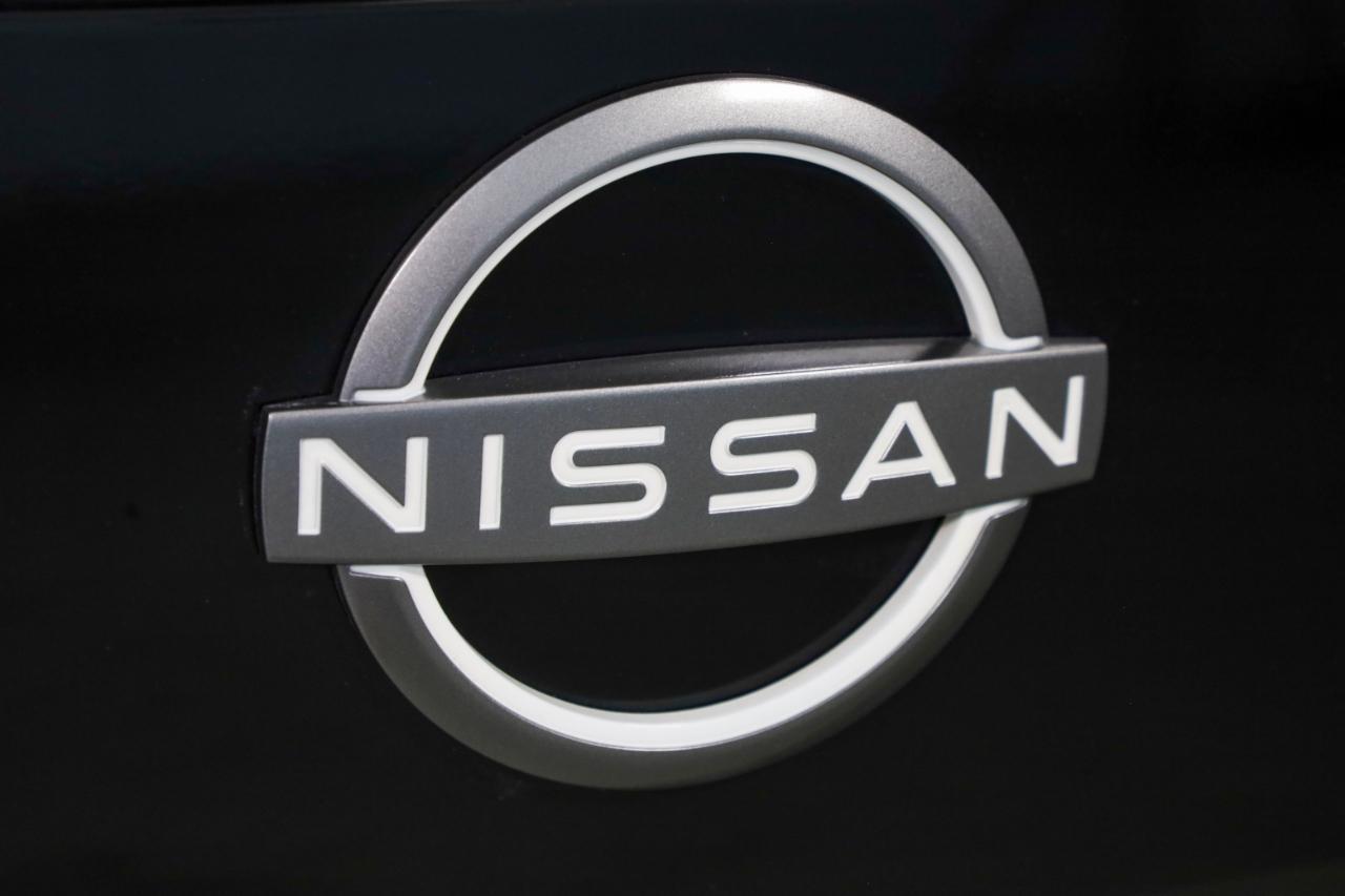 Nissan Frontier Crew Cab 4x2 SV 2024