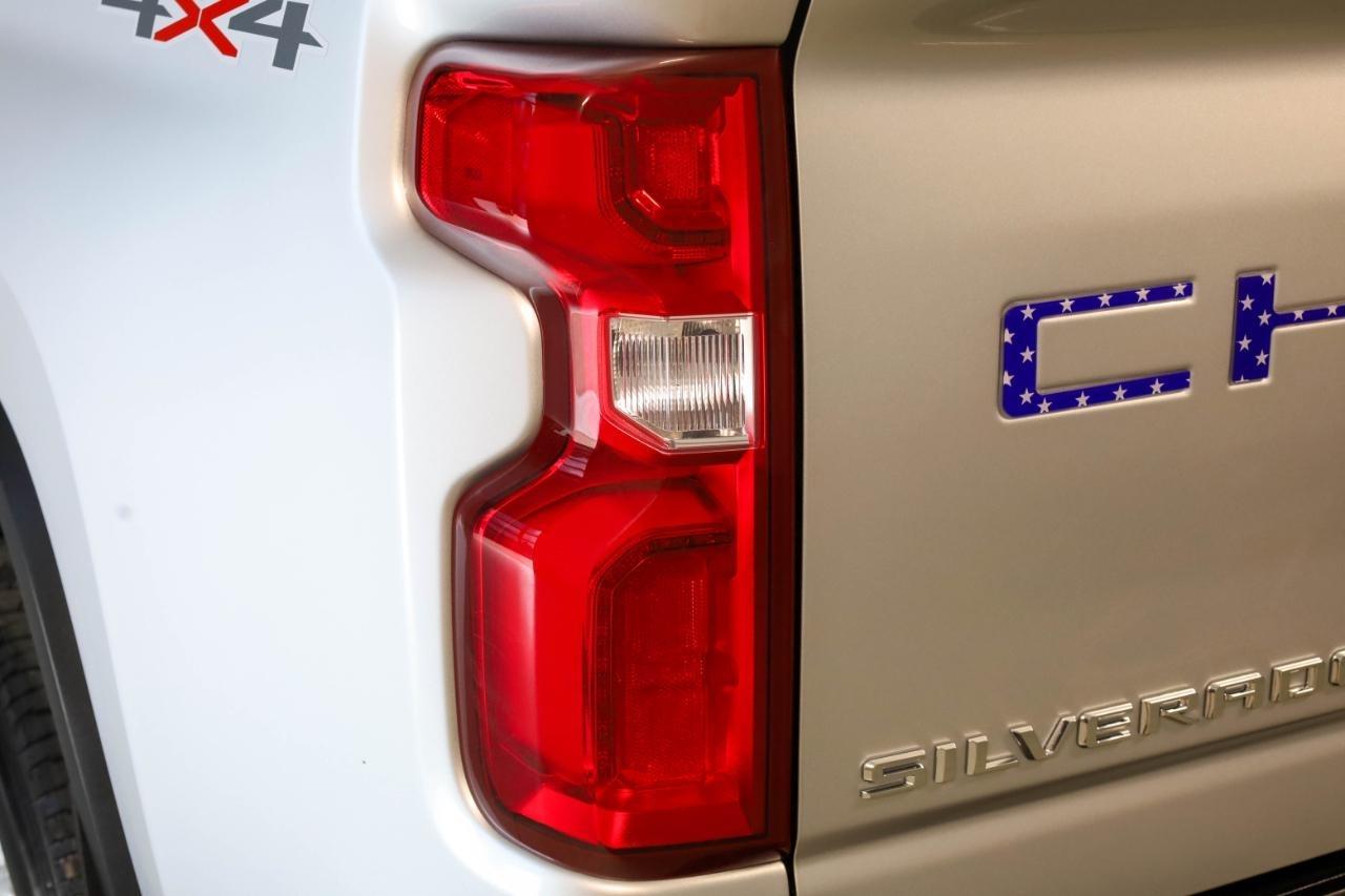 Chevrolet Silverado 2500HD 4WD Crew Cab 159" LTZ 2023