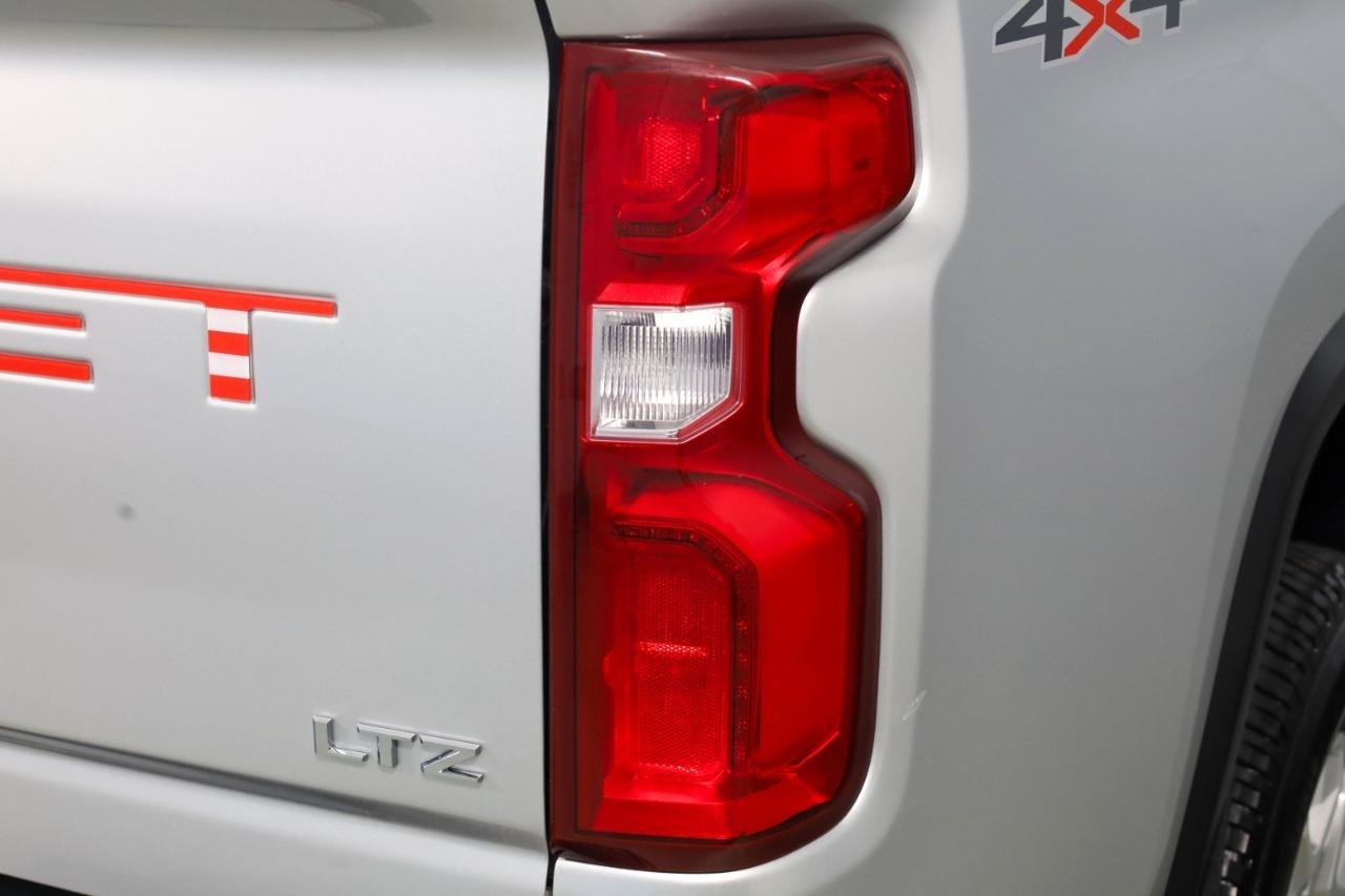 Chevrolet Silverado 2500HD 4WD Crew Cab 159" LTZ 2023