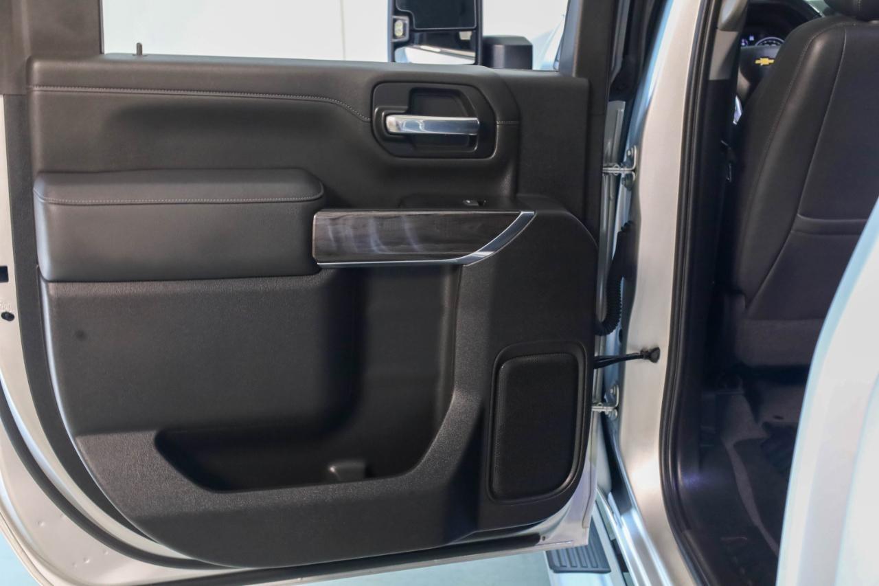 Chevrolet Silverado 2500HD 4WD Crew Cab 159" LTZ 2023