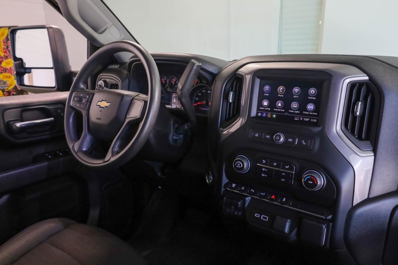 Chevrolet Silverado 2500HD 4WD Crew Cab 159" Custom 2024