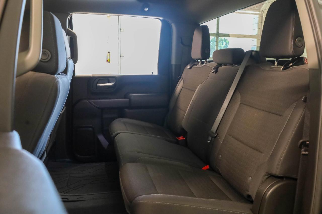 Chevrolet Silverado 2500HD 4WD Crew Cab 159" Custom 2024