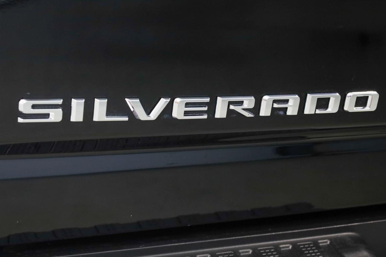 Chevrolet Silverado 2500HD 4WD Crew Cab 159" Custom 2024