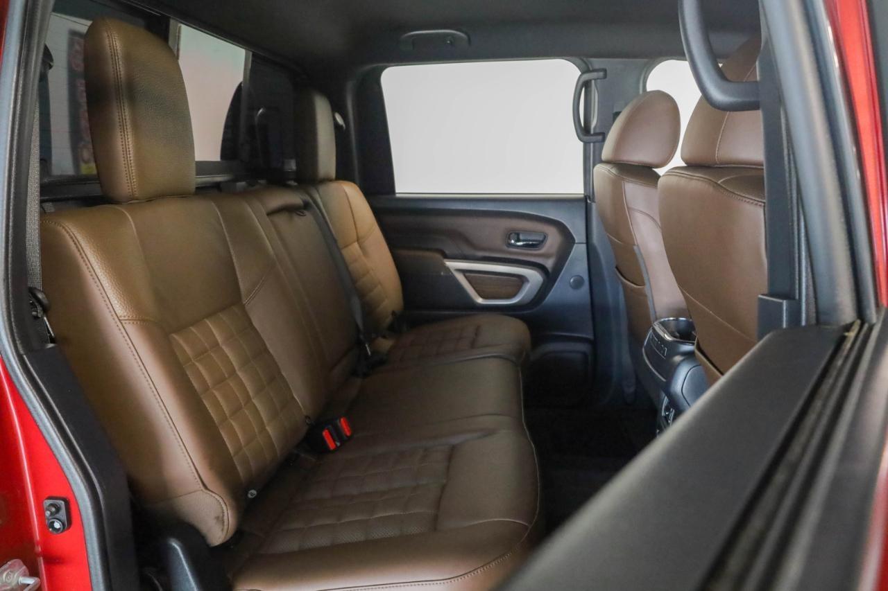 Nissan Titan XD 4x4 Crew Cab Platinum Reserve 2023