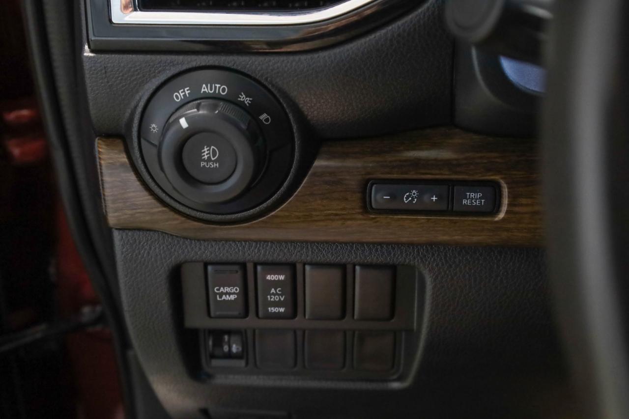 Nissan Titan XD 4x4 Crew Cab Platinum Reserve 2023