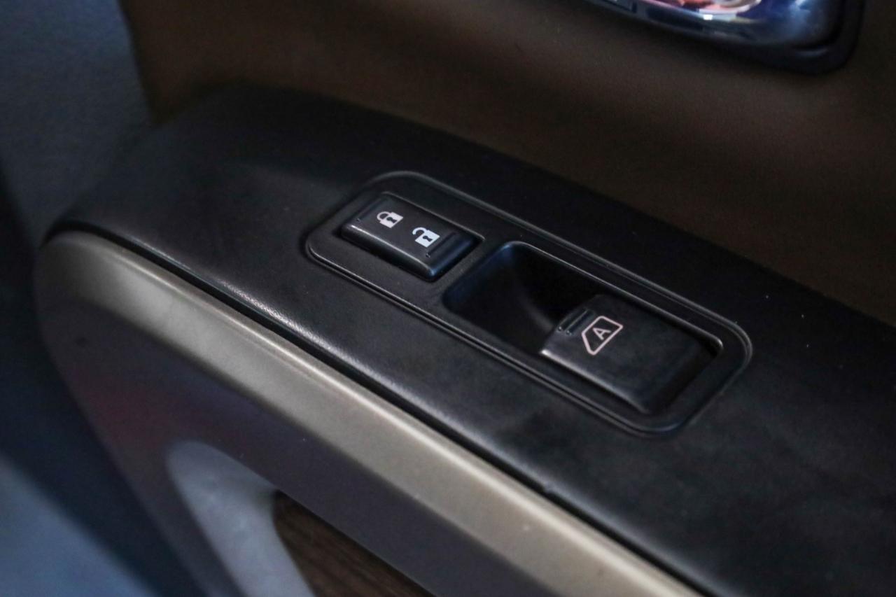 Nissan Titan XD 4x4 Crew Cab Platinum Reserve 2023