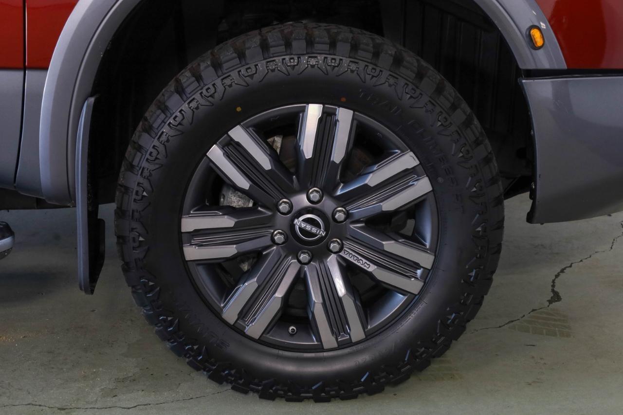 Nissan Titan XD 4x4 Crew Cab Platinum Reserve 2023