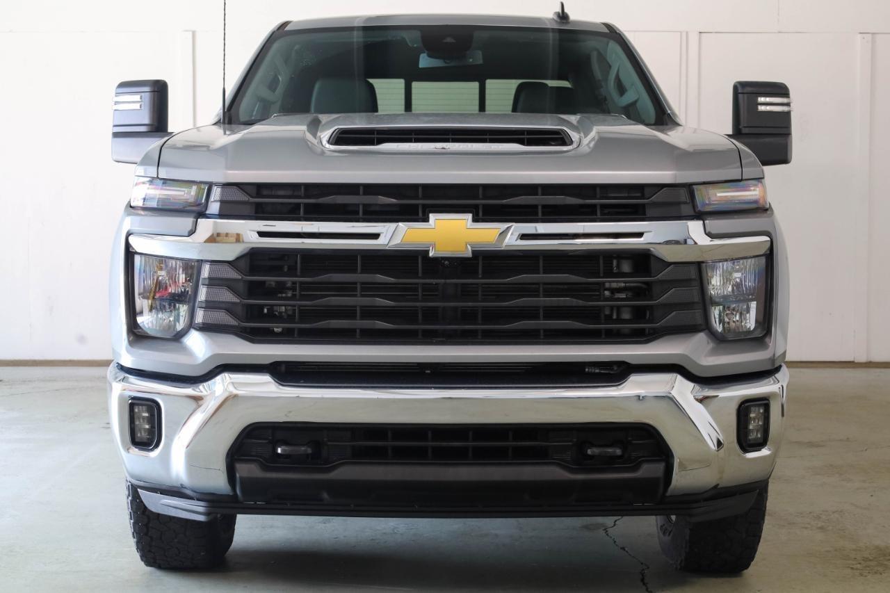 Chevrolet Silverado 3500HD 4WD Crew Cab 159" LT 2024