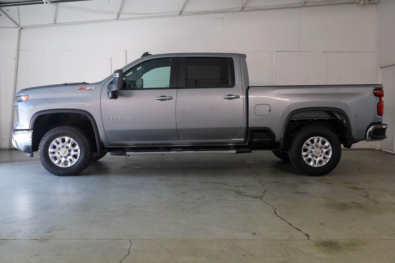 Chevrolet Silverado 3500HD 4WD Crew Cab 159" LT 2024