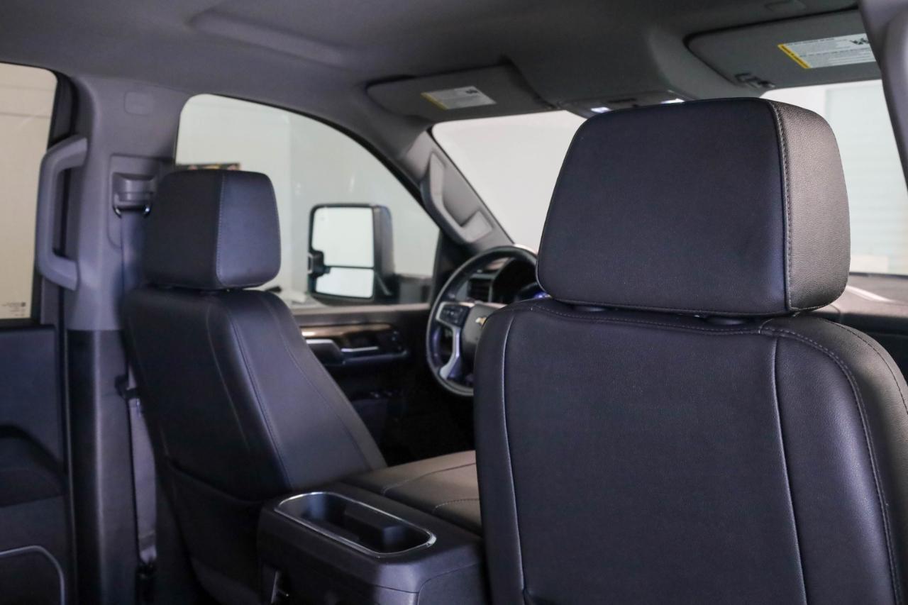 Chevrolet Silverado 3500HD 4WD Crew Cab 159" LT 2024