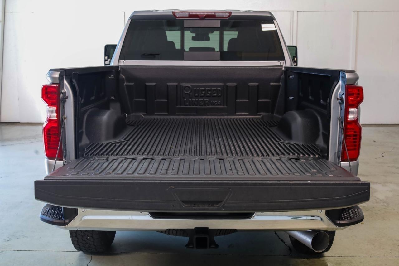 Chevrolet Silverado 3500HD 4WD Crew Cab 159" LT 2024