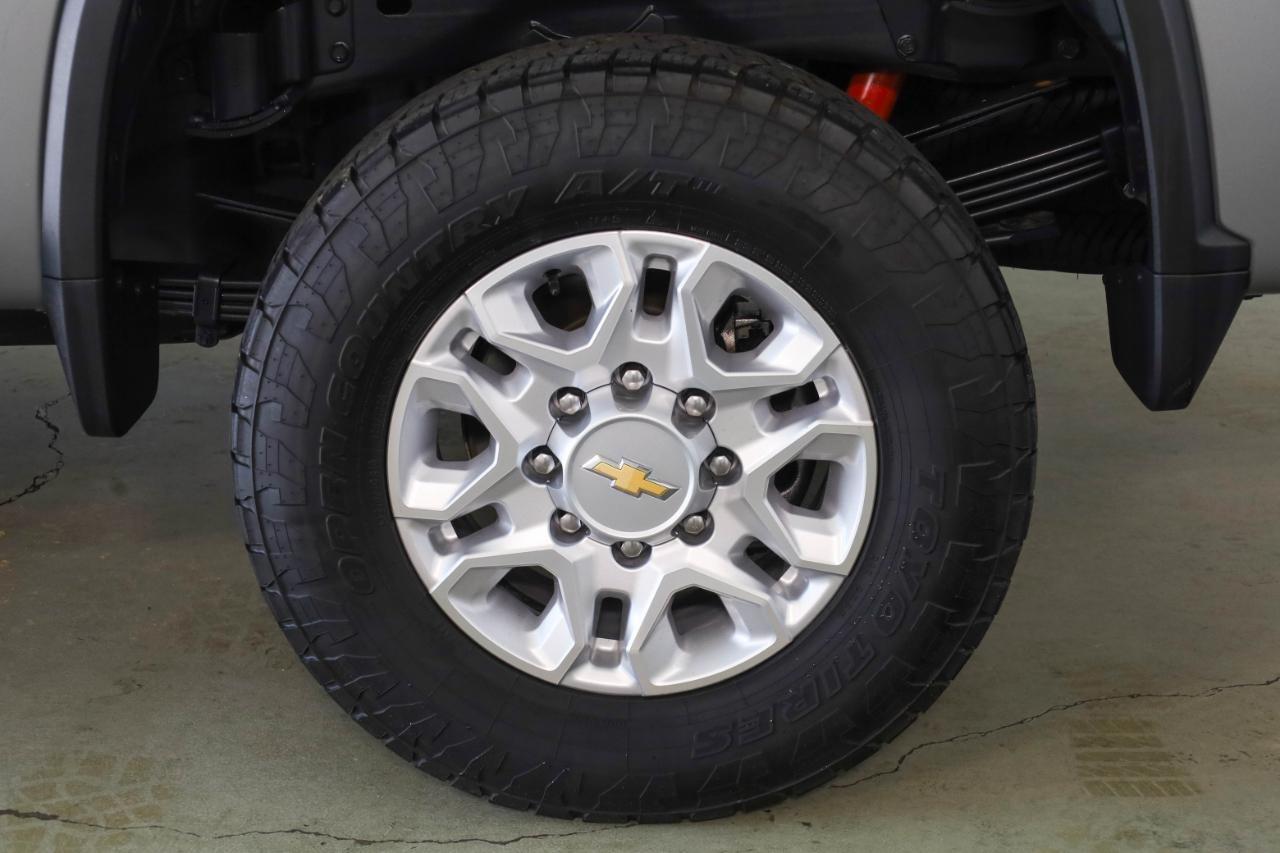 Chevrolet Silverado 3500HD 4WD Crew Cab 159" LT 2024