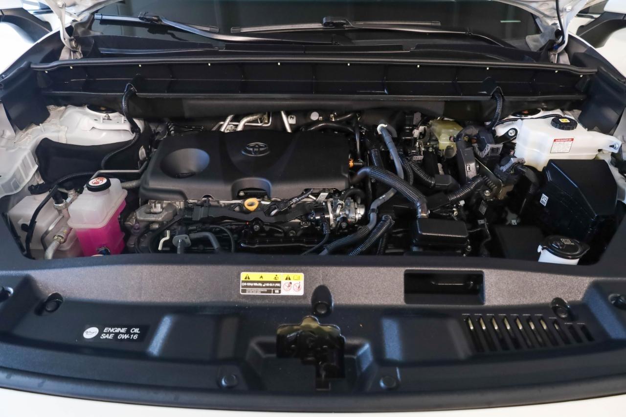Toyota Highlander Hybrid LE FWD (Natl) 2022