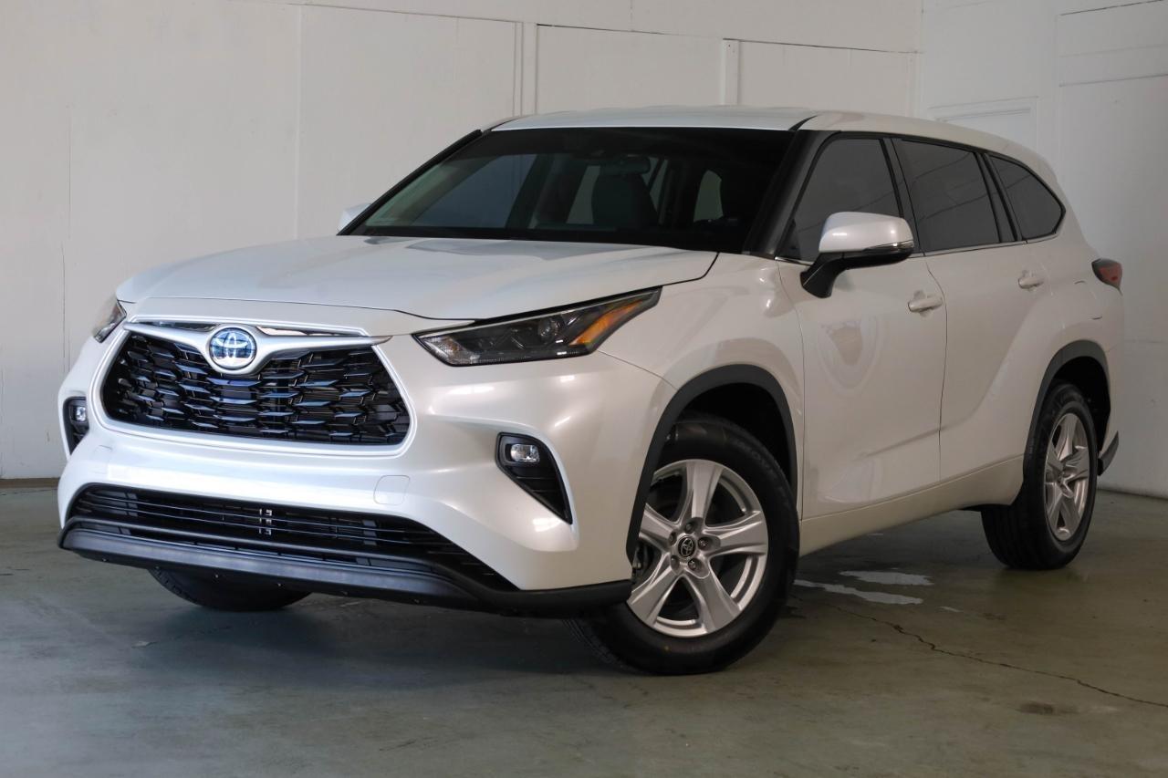 Toyota Highlander Hybrid LE FWD (Natl) 2022