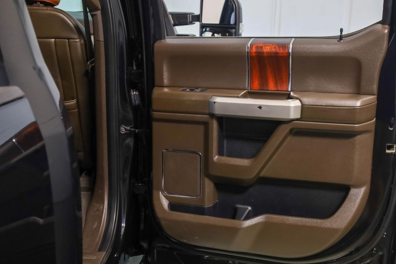 Ford Super Duty F-250 SRW King Ranch 4WD Crew Cab 8' Box 2020