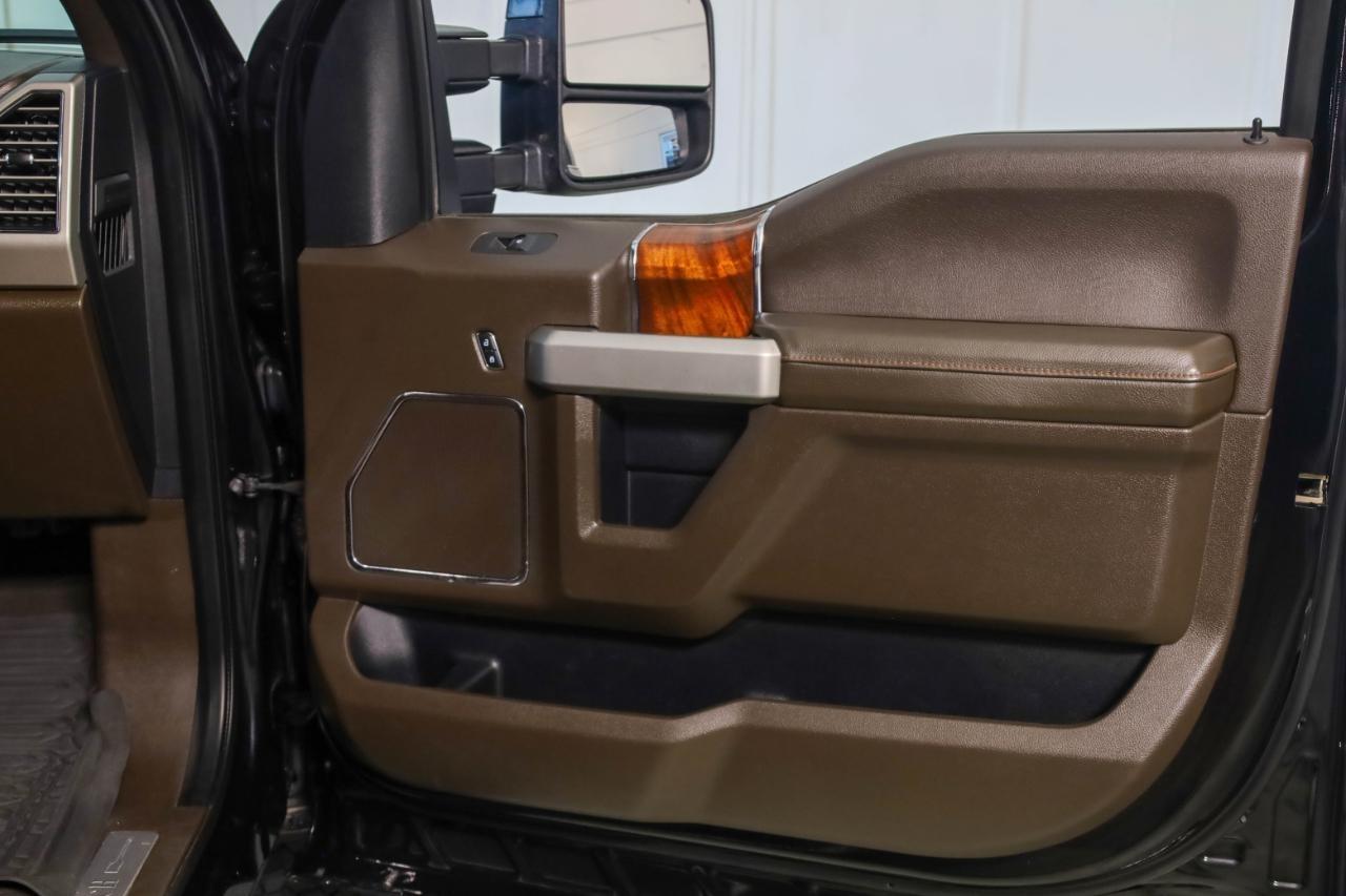 Ford Super Duty F-250 SRW King Ranch 4WD Crew Cab 8' Box 2020