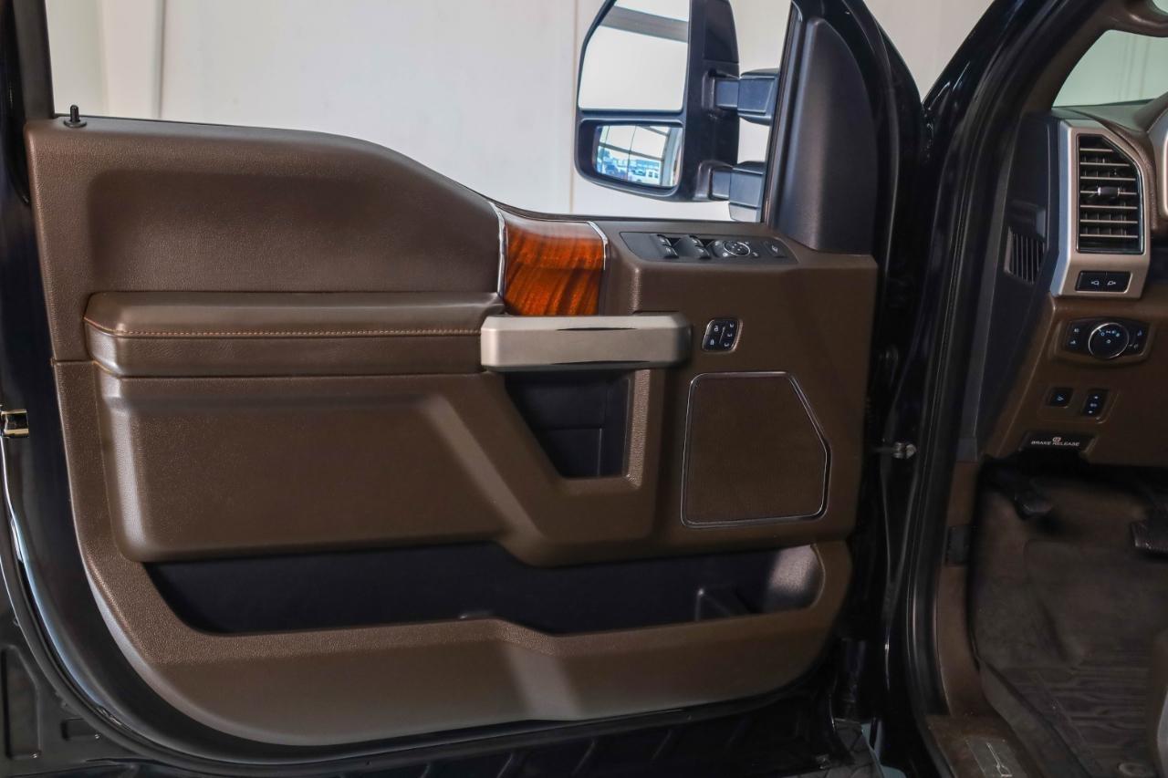 Ford Super Duty F-250 SRW King Ranch 4WD Crew Cab 8' Box 2020