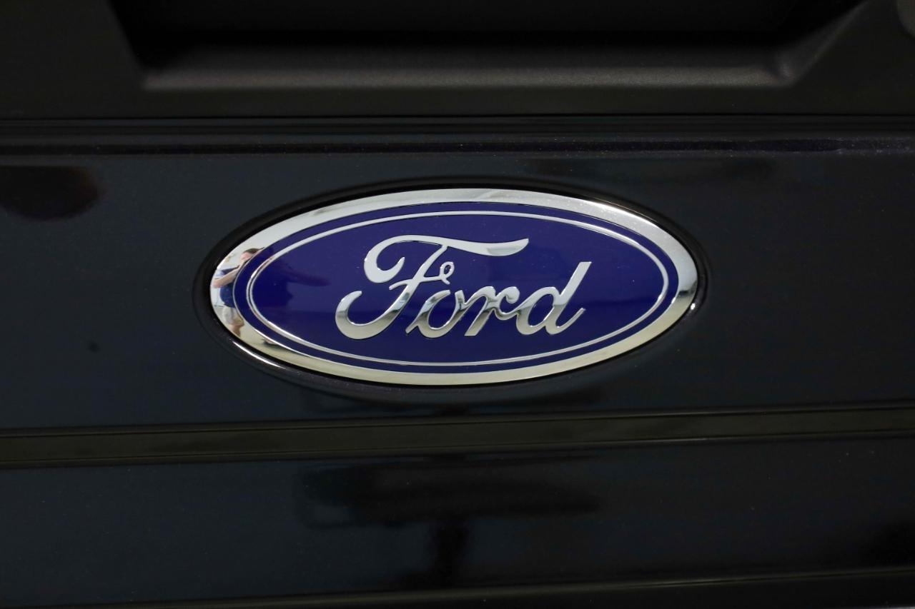Ford Super Duty F-250 SRW King Ranch 4WD Crew Cab 8' Box 2020