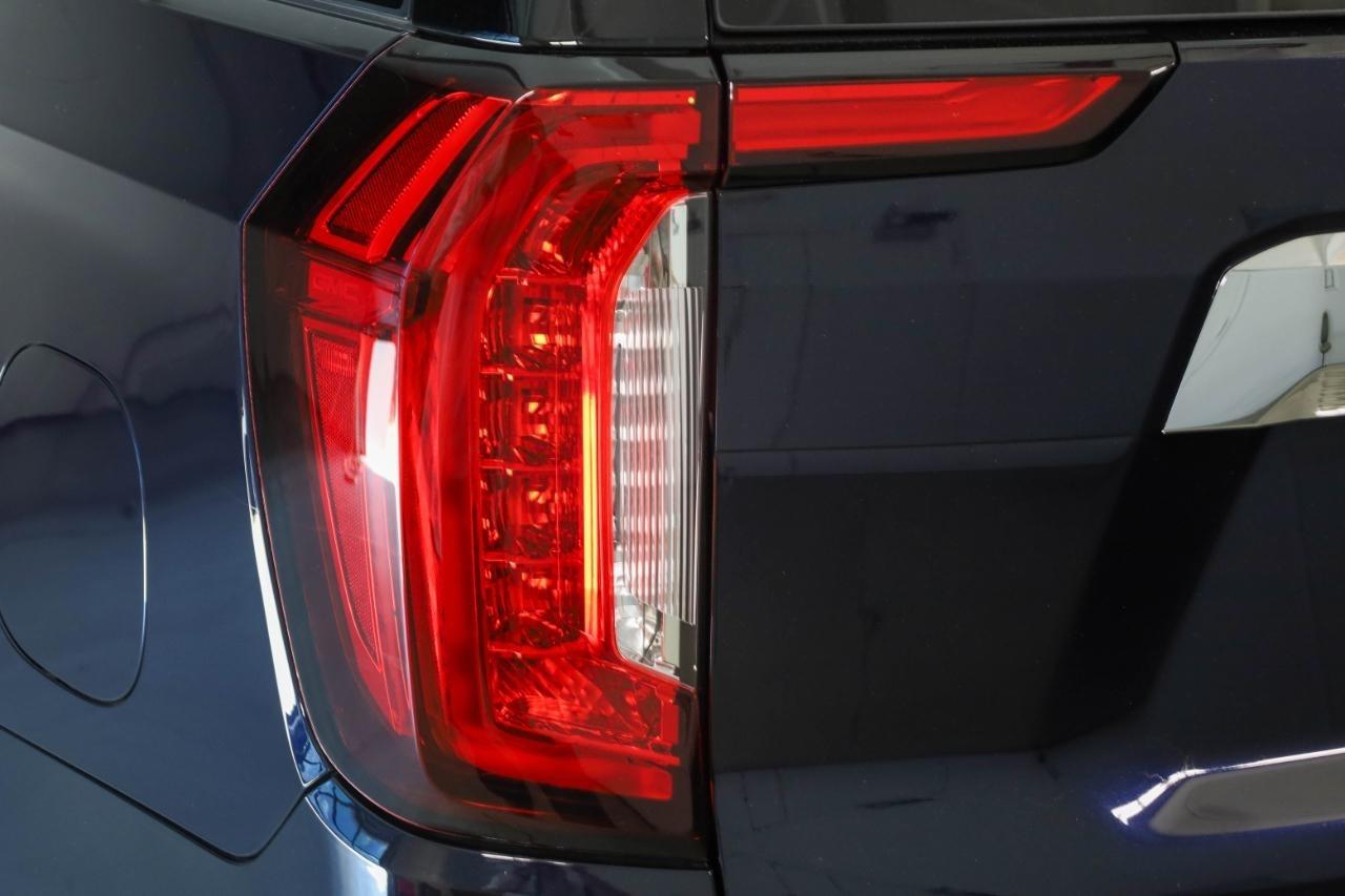 GMC Yukon 4WD 4dr SLT 2022