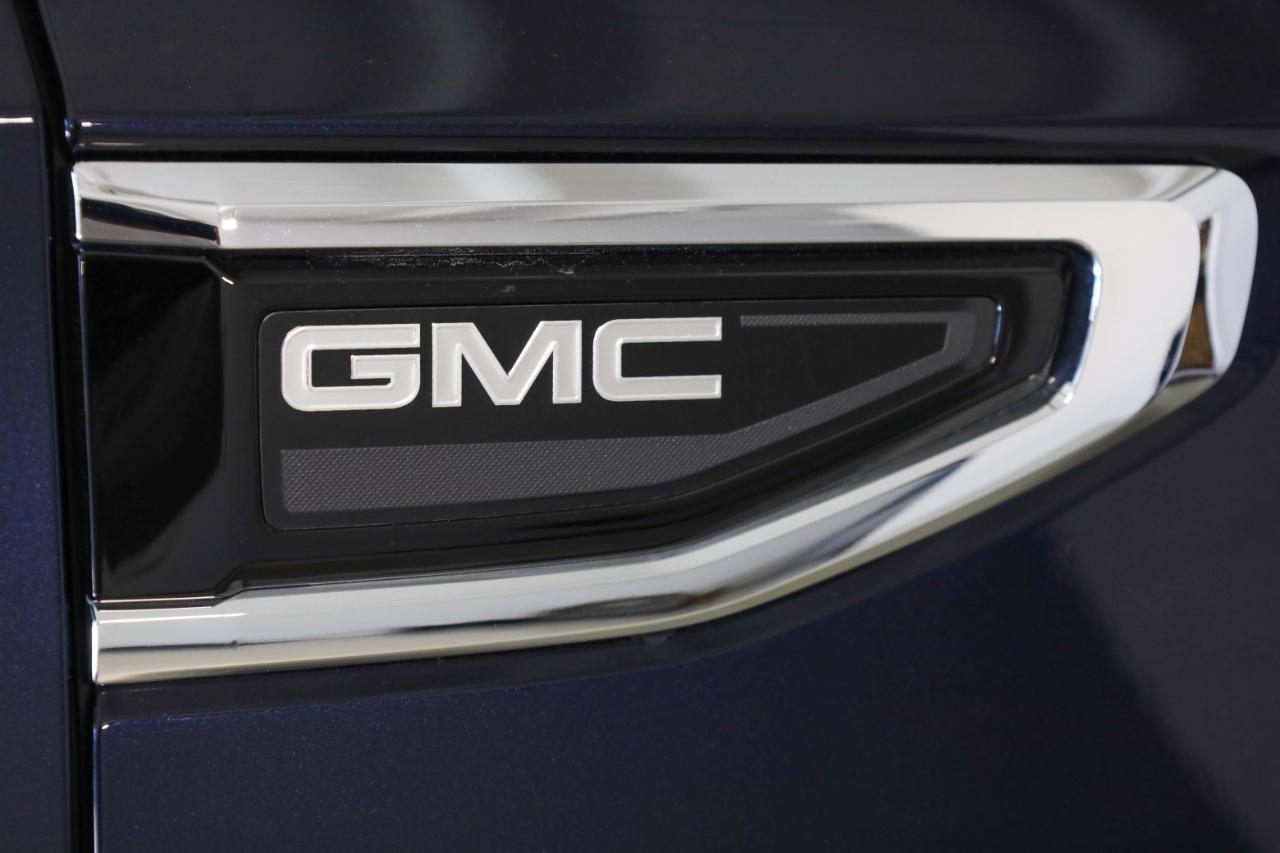 GMC Yukon 4WD 4dr SLT 2022