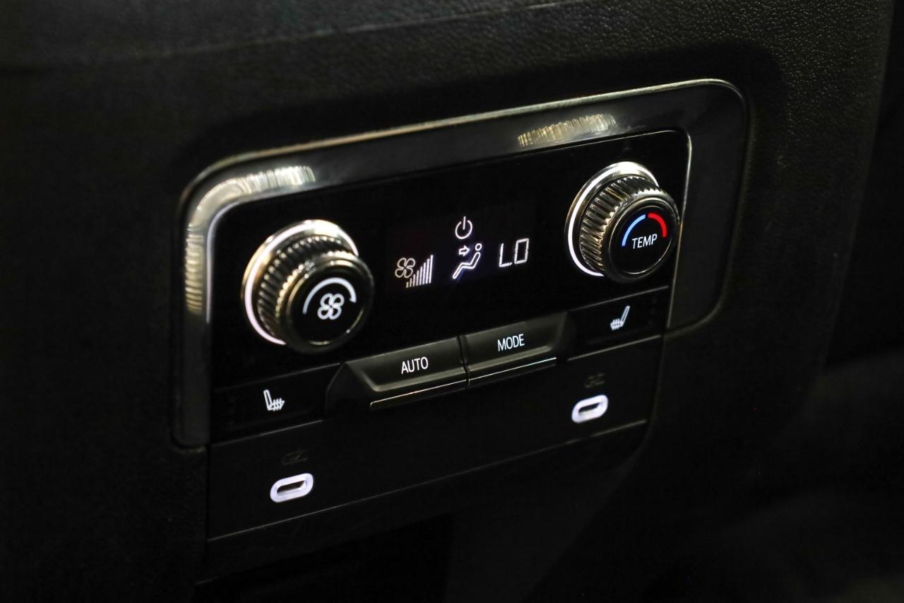 GMC Yukon 4WD 4dr SLT 2022