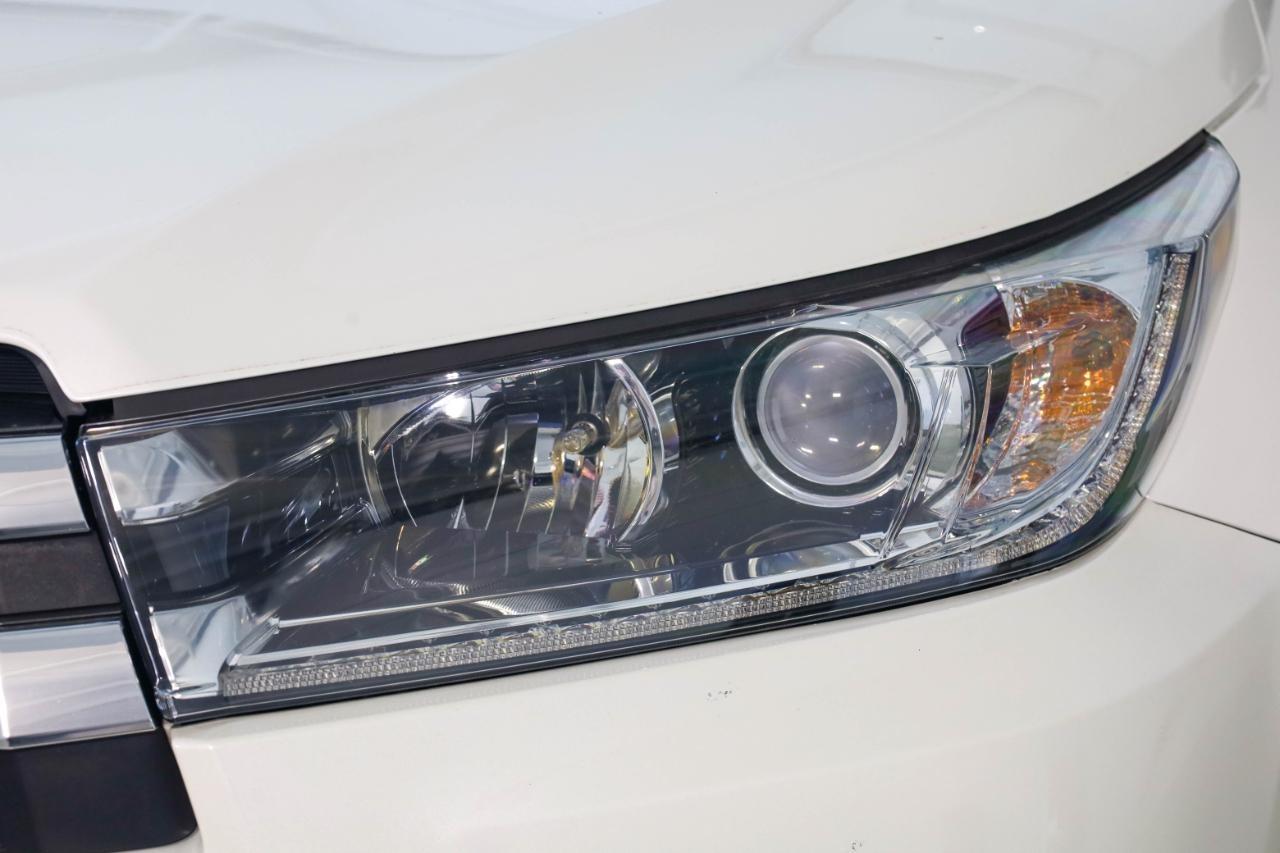 Toyota Highlander Limited V6 FWD (Natl) 2018