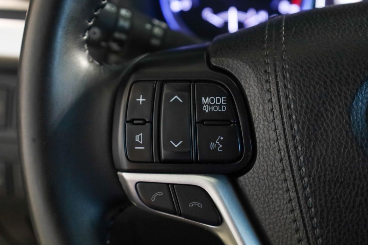 Toyota Highlander Limited V6 FWD (Natl) 2018