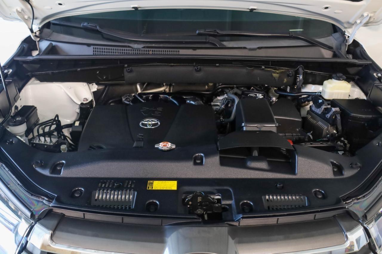 Toyota Highlander Limited V6 FWD (Natl) 2018