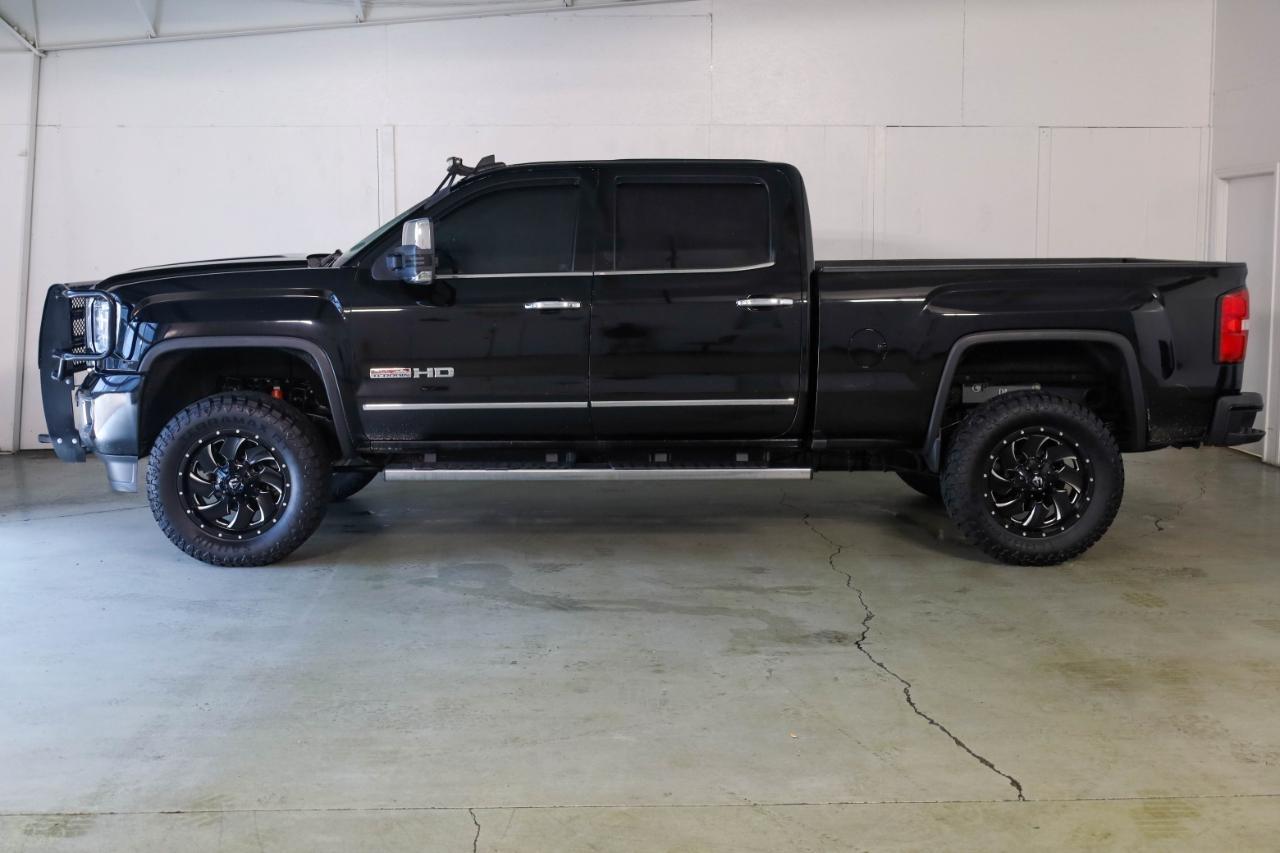 GMC Sierra 2500HD available WiFi 4WD Crew Cab 153.7" SLT 2015