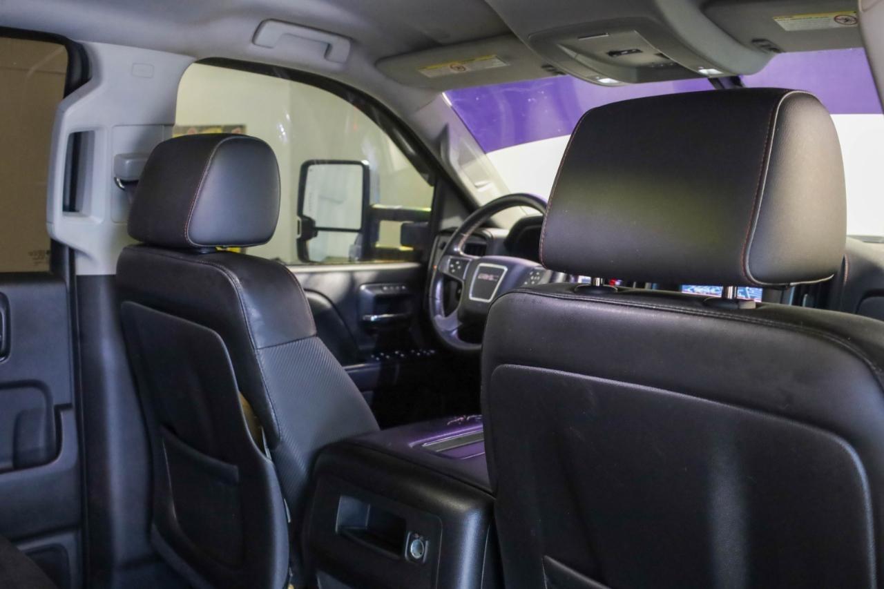GMC Sierra 2500HD available WiFi 4WD Crew Cab 153.7" SLT 2015